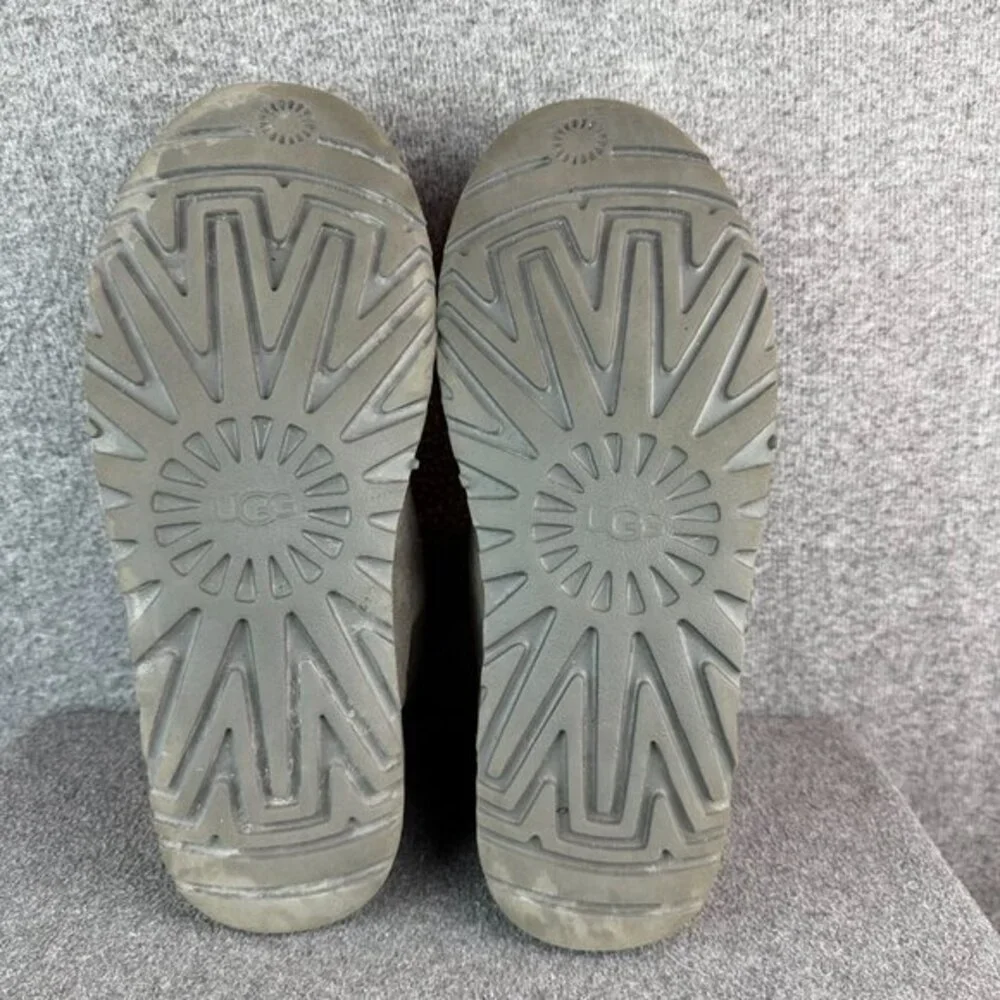 UGG Neumel Men's Suede Lace Up‎ Chukka Boots Size 12